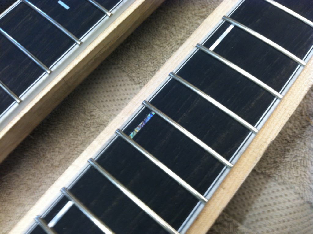 Side line fret marker